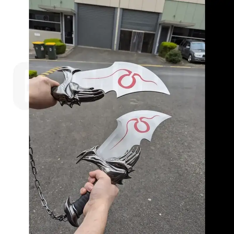 Blades of Chaos – God of War Replica | GameplayGears
